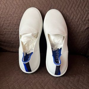 Versatile comfortable stylish bright white Slip-on.